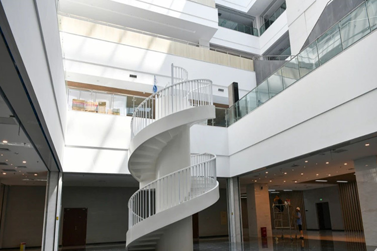 escada de a&ccedil;o