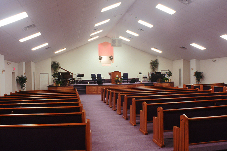 constru&ccedil;&atilde;o de igreja pr&eacute;-fabricada