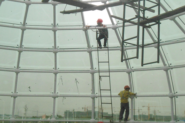 parede de cortina de vidro curvo