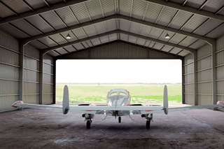 Construção de aço para hangar de aeronaves com porta de hangar