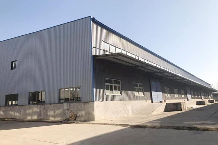 Estrutura de a&ccedil;o do armaz&eacute;m