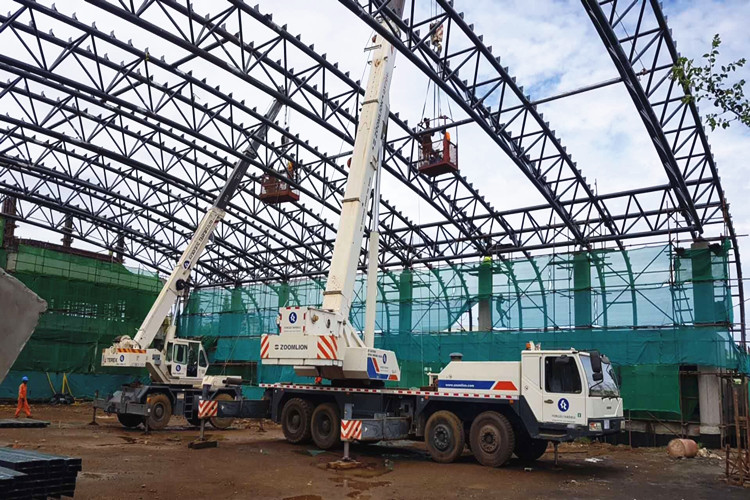 Edifício de aço com estrutura em treliça para Natatorium