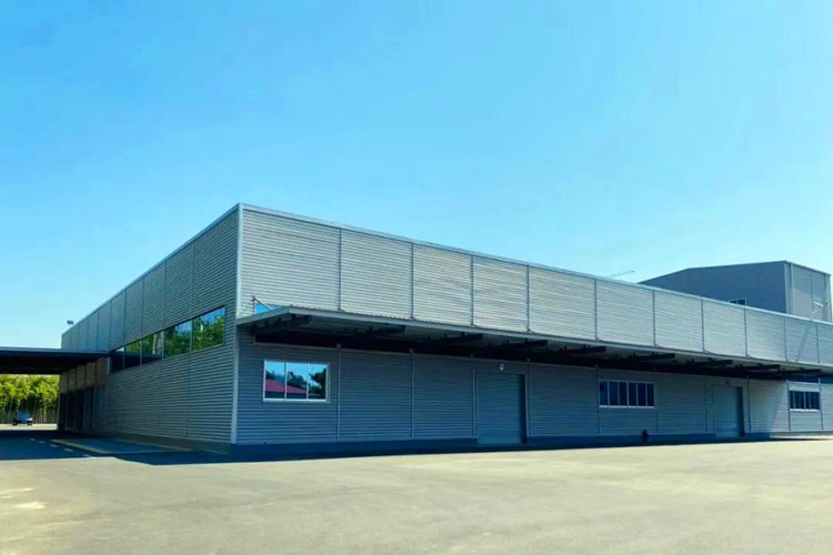 Hangar de armazém com estrutura de aço estrutural