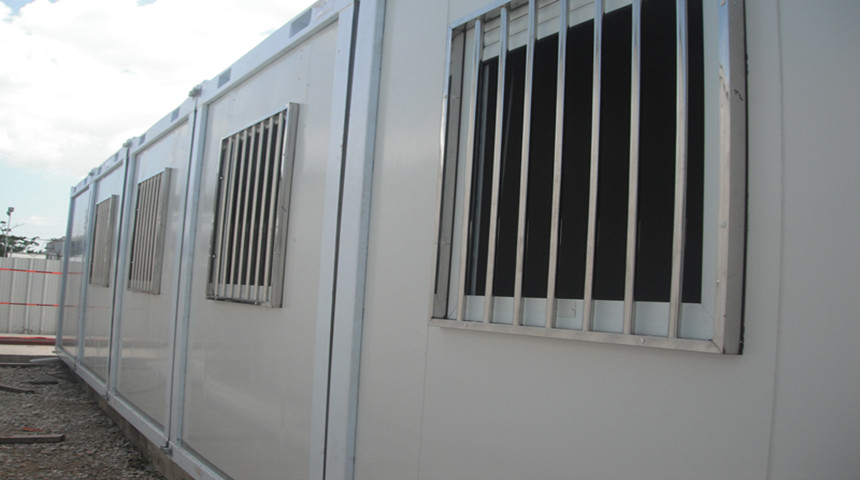 escrit&oacute;rio de cont&ecirc;ineres.