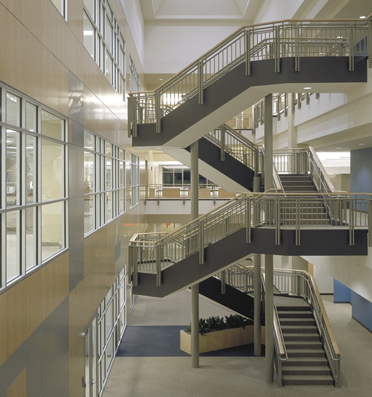 a&ccedil;o inoxid&aacute;vel