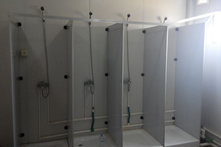 o recipiente do escrit&oacute;rio