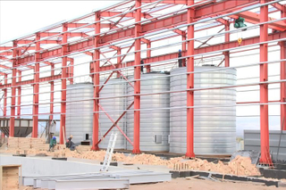 Fabricação de aço estrutural para construção de fábricas