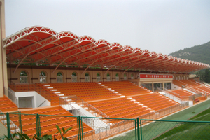 Estrutura de aço tubular para estádio