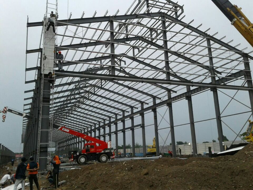 Fabrica&ccedil;&atilde;o de estrutura de a&ccedil;o