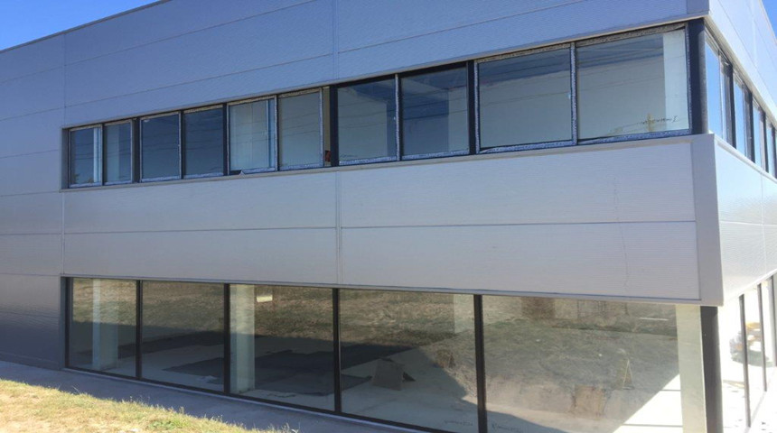 Janela de alum&iacute;nio