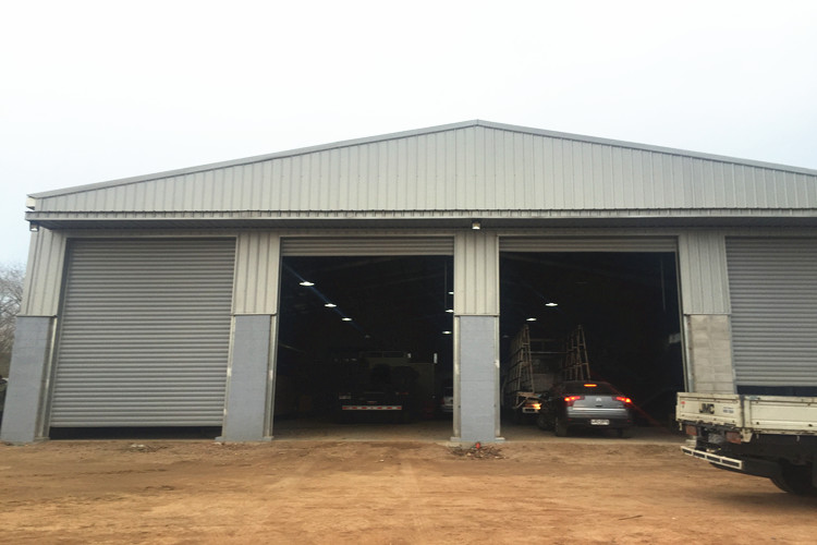 Workshop de repara&ccedil;&atilde;o de autom&oacute;veis.