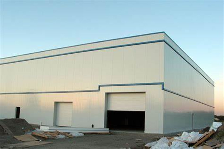 Armaz&eacute;m de estrutura de a&ccedil;o leve